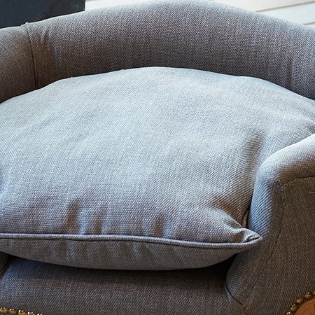 Removable cushion plain